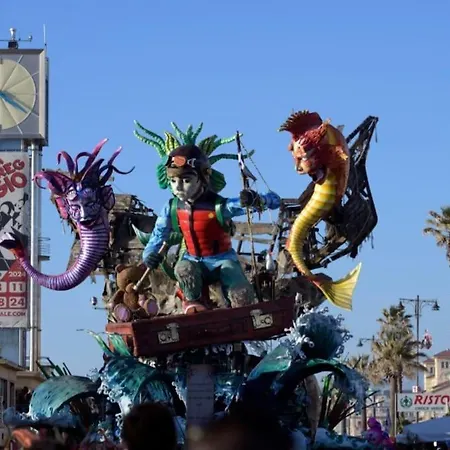 Antonella Luxury Viareggio